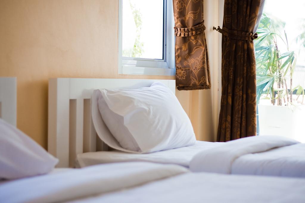 Boonsiri Boutique Hotel Sisaket Eksteriør billede