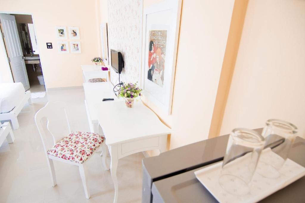 Boonsiri Boutique Hotel Sisaket Eksteriør billede